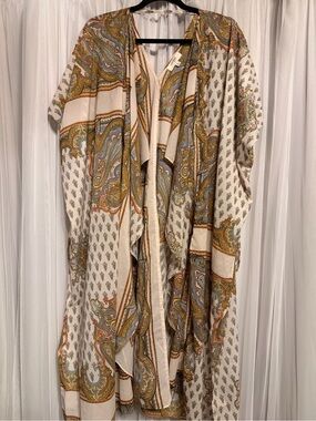 Umgee Paisley Open-Front Kimono in Cream, Gold & Coral